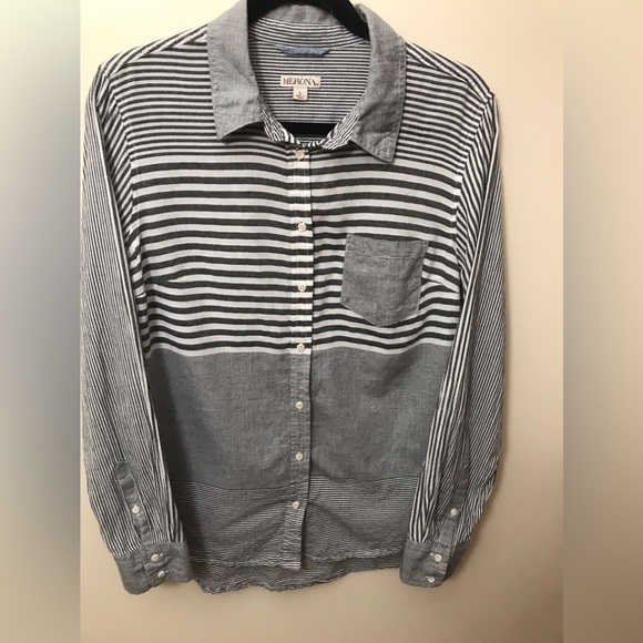 Merona Women's Cotton Button Down Gray White Striped Blouse Shirt Tunic. Size L - Picture 3 of 10